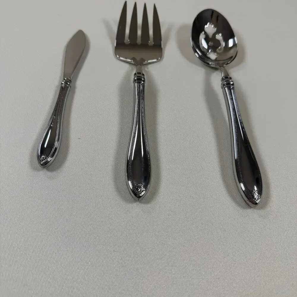 Oneida knife piece fork